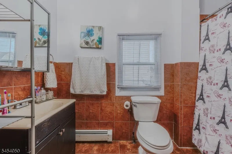 74 Lincoln Pl Irvington, NJ 07111