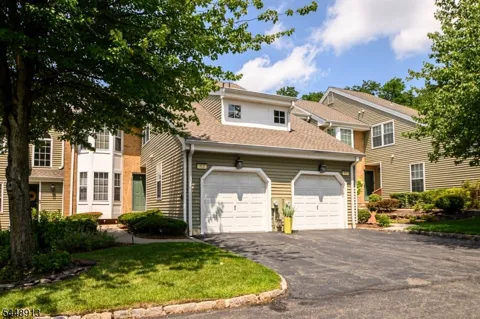 312 Araneo Dr