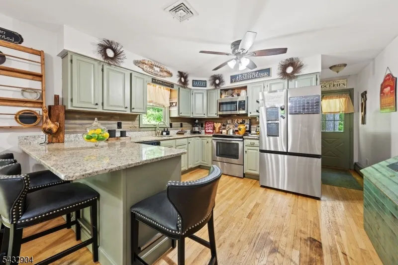 723 Harmony Brass Castle Rd Harmony, NJ 08865