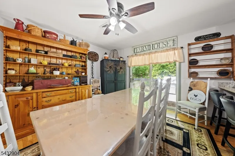 723 Harmony Brass Castle Rd Harmony, NJ 08865