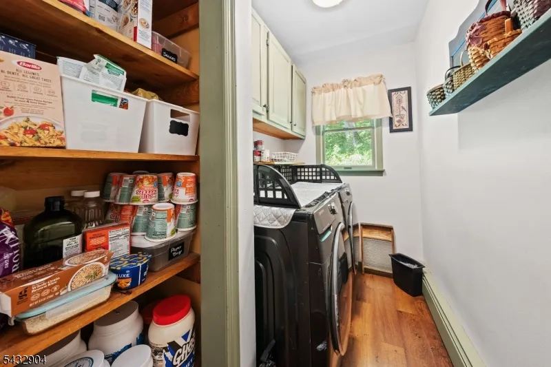 723 Harmony Brass Castle Rd Harmony, NJ 08865