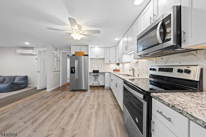 723 Harmony Brass Castle Rd Harmony, NJ 08865