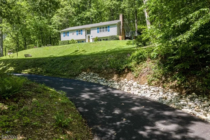 723 Harmony Brass Castle Rd Harmony, NJ 08865
