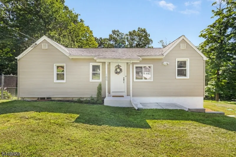 185 W Mountain Rd Sparta, NJ 07871