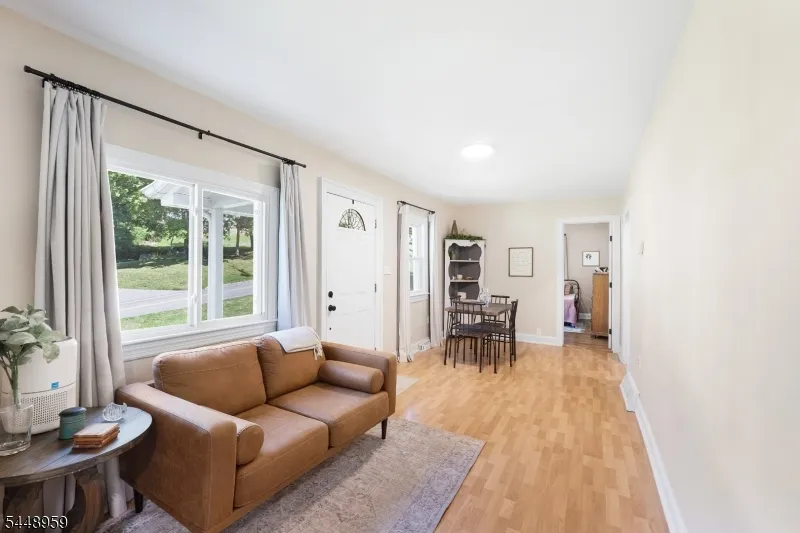 185 W Mountain Rd Sparta, NJ 07871