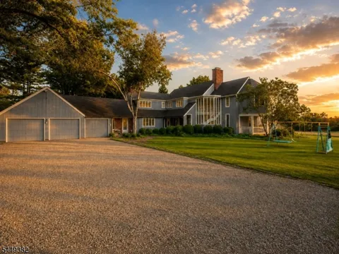 126 Rolling Hill Rd