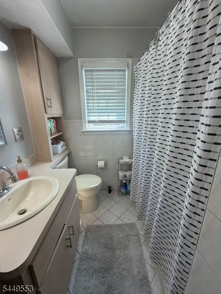 98 Liberty St Woodbridge, NJ 07095