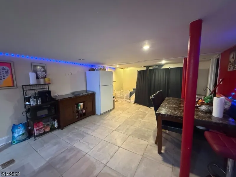 98 Liberty St Woodbridge, NJ 07095