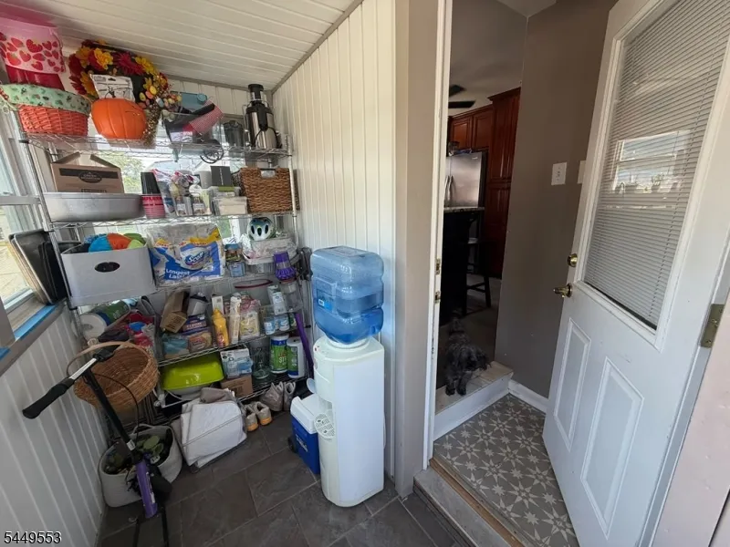 98 Liberty St Woodbridge, NJ 07095