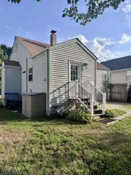 166 Lafayette St Piscataway, NJ 08854