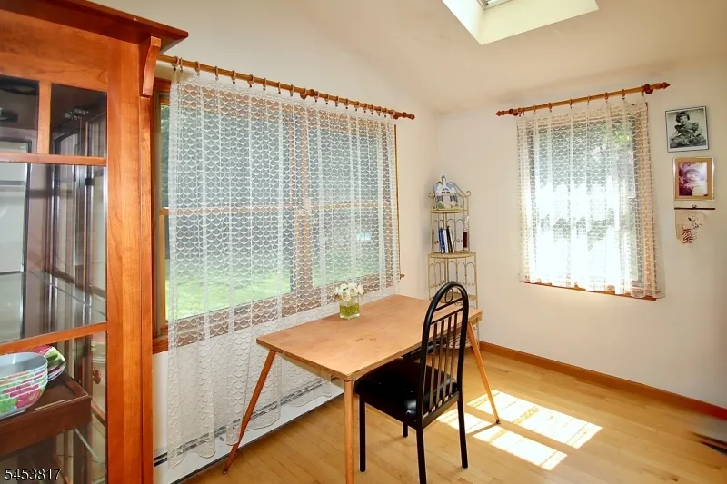 9 Watch Hill Rd Mahwah, NJ 07430
