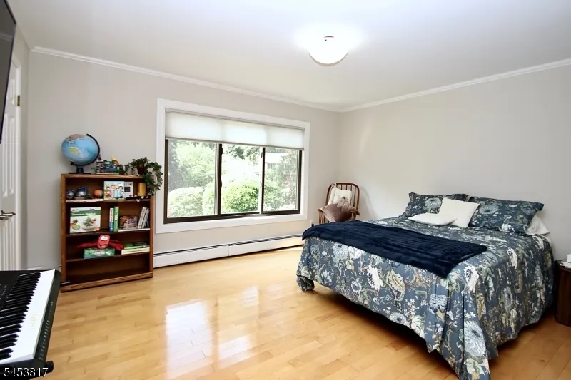 9 Watch Hill Rd Mahwah, NJ 07430