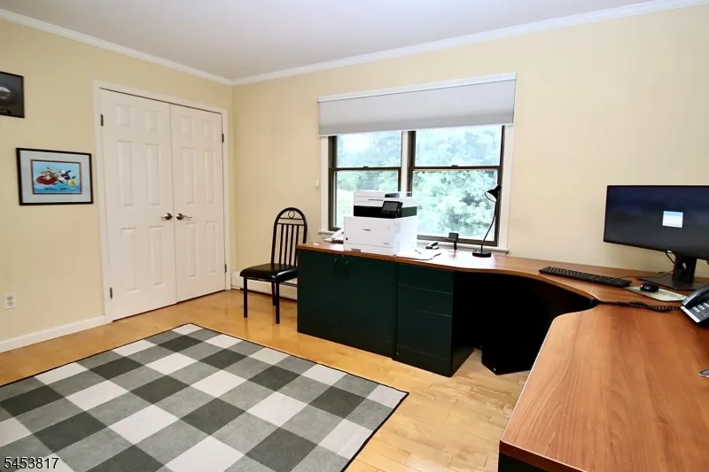 9 Watch Hill Rd Mahwah, NJ 07430