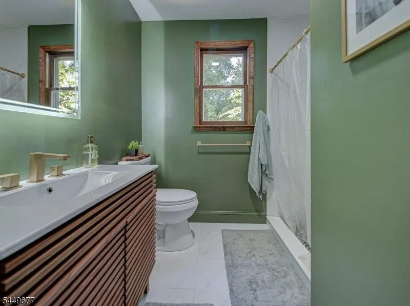 56 Wester Rd Harmony, NJ 08865