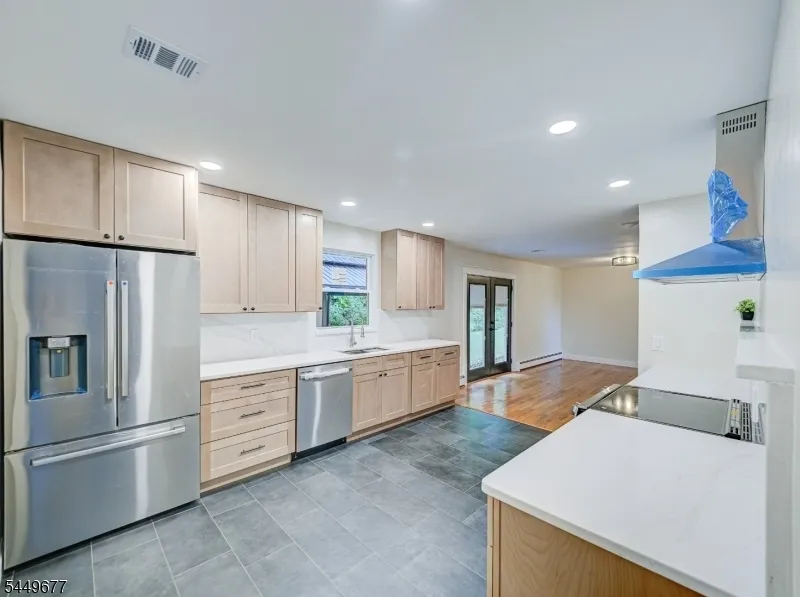56 Wester Rd Harmony, NJ 08865