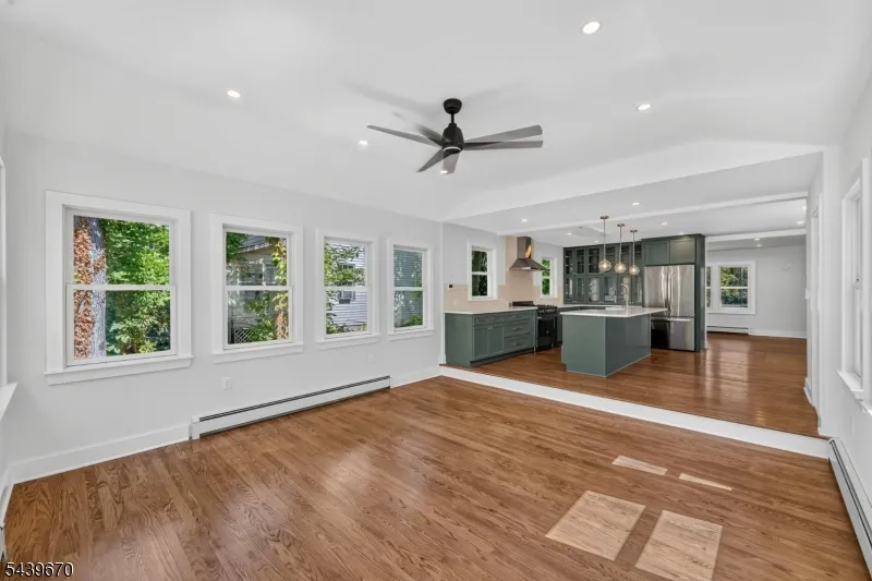129 W Oak St Bernards, NJ 07920