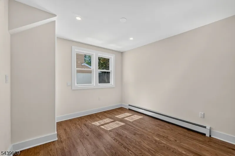 129 W Oak St Bernards, NJ 07920