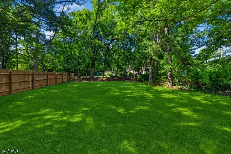 129 W Oak St Bernards, NJ 07920