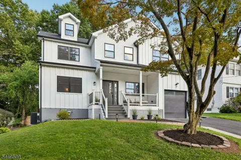 6 Ridgedale Ave