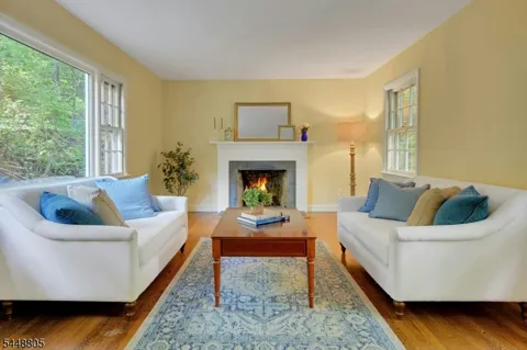39 Lookout Rd
