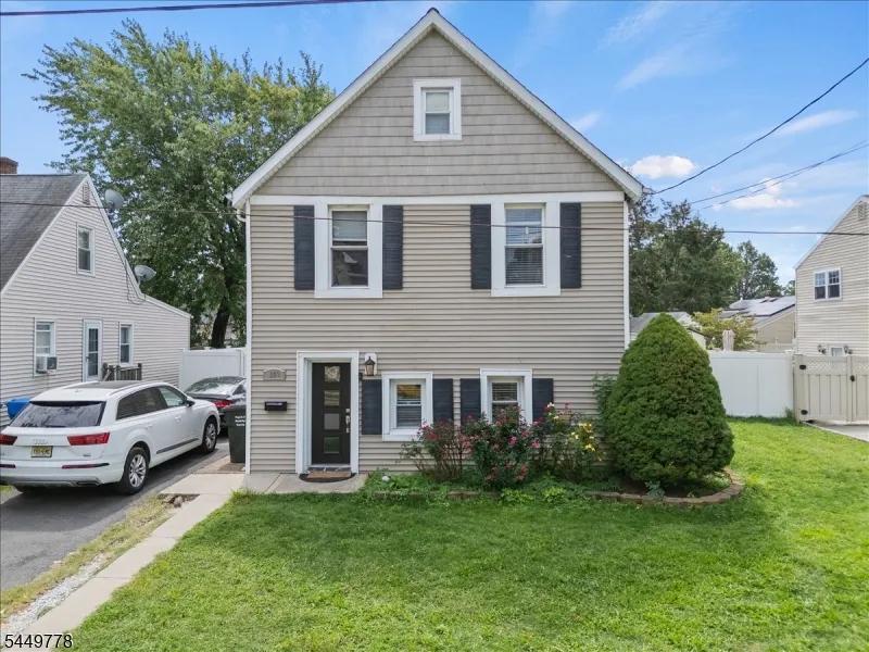 199 Grove Ave Woodbridge, NJ 07095