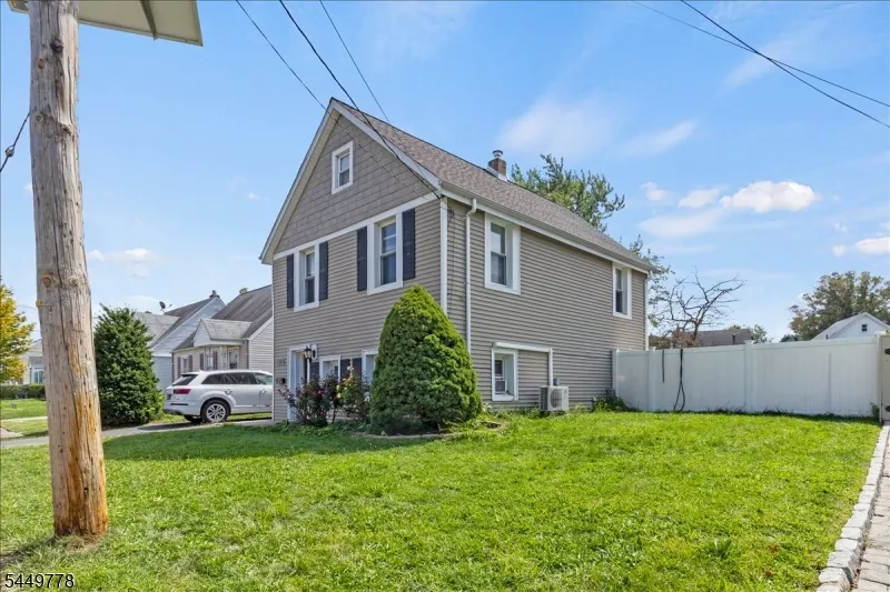 199 Grove Ave Woodbridge, NJ 07095