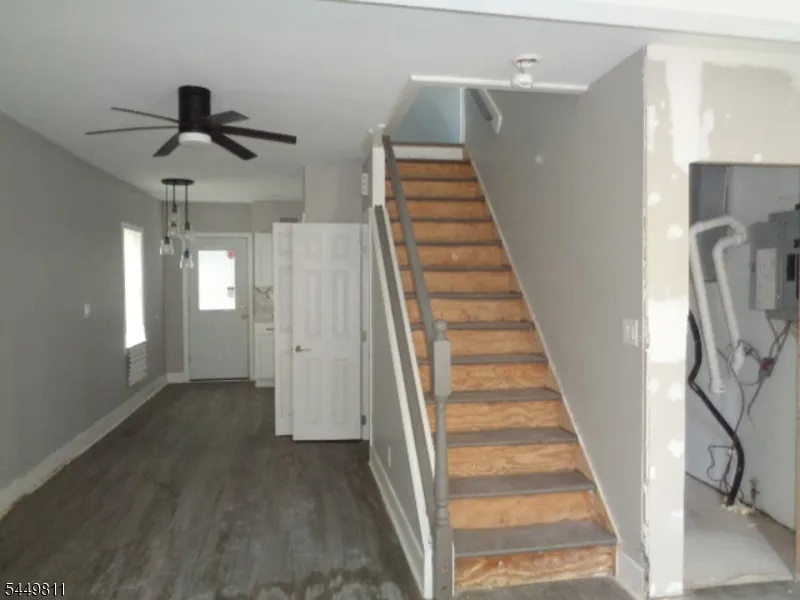 12 Brandriff Ave Pennsville, NJ 08070