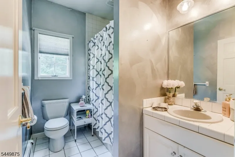 16 New Star Ridge Rd Sparta, NJ 07871