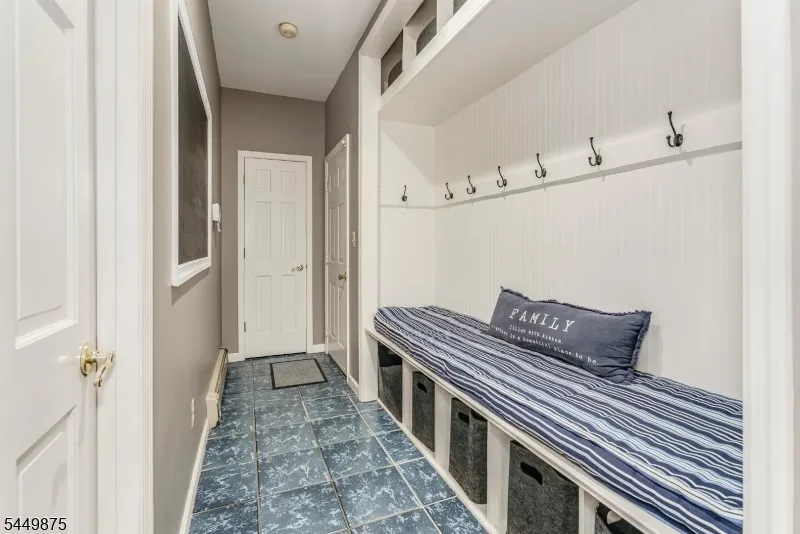 16 New Star Ridge Rd Sparta, NJ 07871