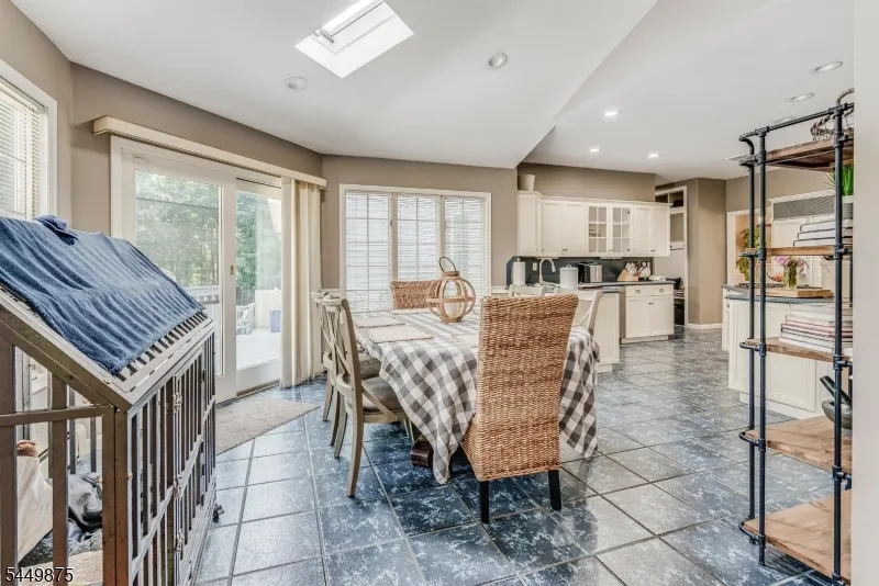 16 New Star Ridge Rd Sparta, NJ 07871