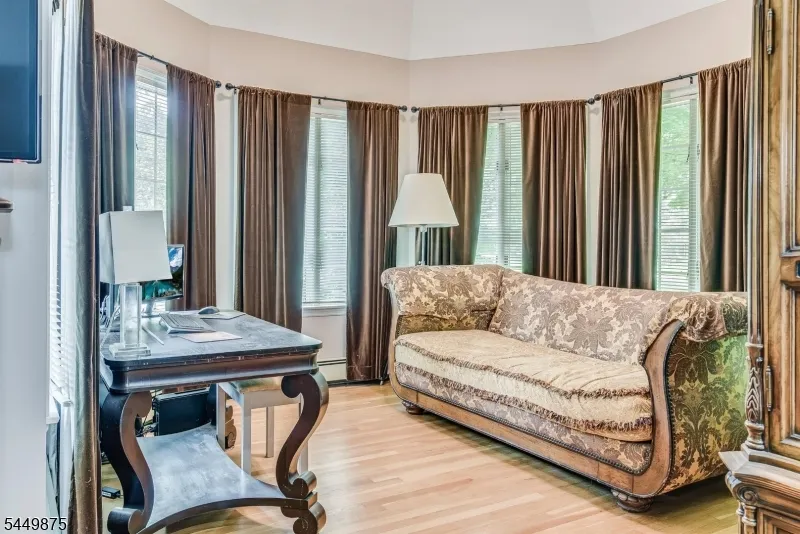 16 New Star Ridge Rd Sparta, NJ 07871