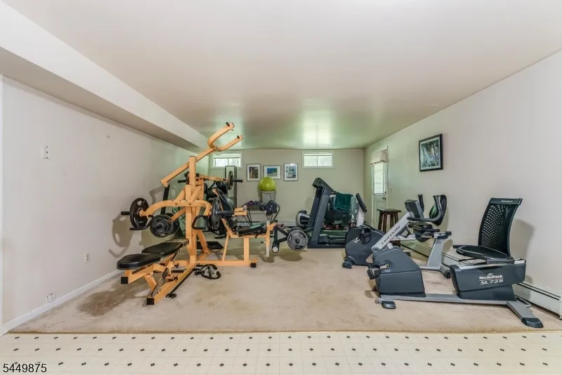 16 New Star Ridge Rd Sparta, NJ 07871