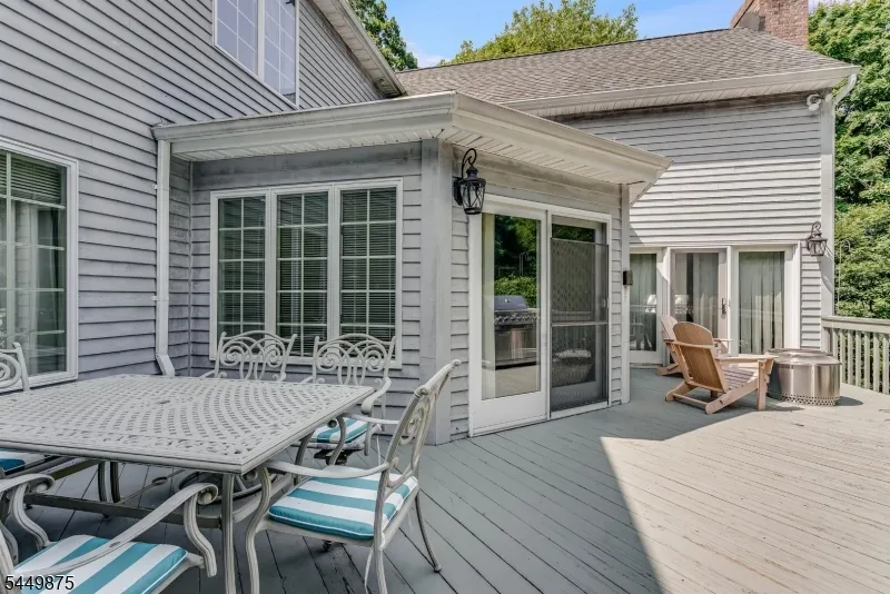 16 New Star Ridge Rd Sparta, NJ 07871