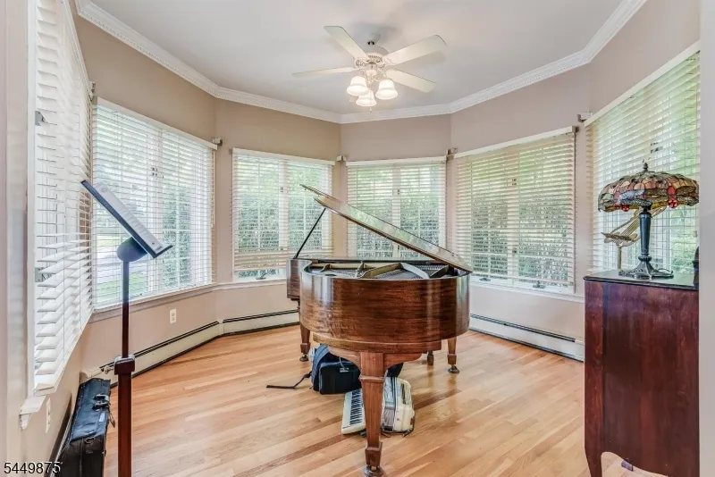 16 New Star Ridge Rd Sparta, NJ 07871