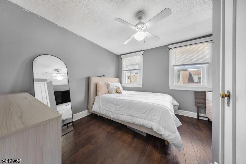 93 N 15Th St Prospect Park, NJ 07508