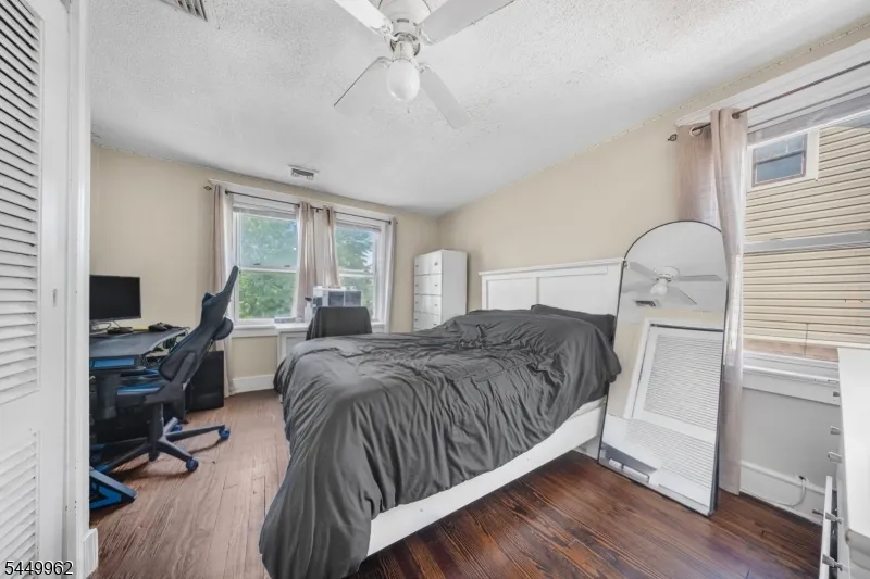 93 N 15Th St Prospect Park, NJ 07508