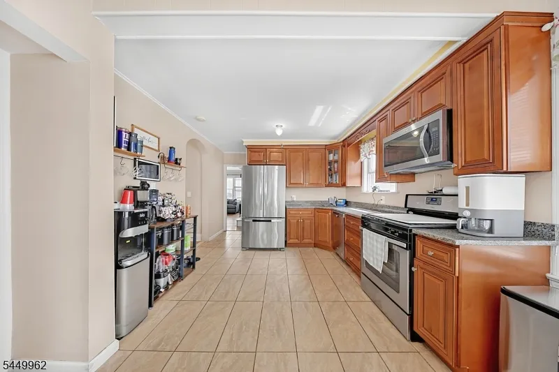 93 N 15Th St Prospect Park, NJ 07508