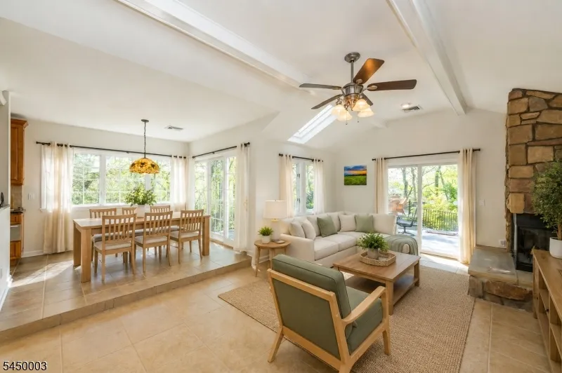 43 Brush Hill Rd Kinnelon, NJ 07405