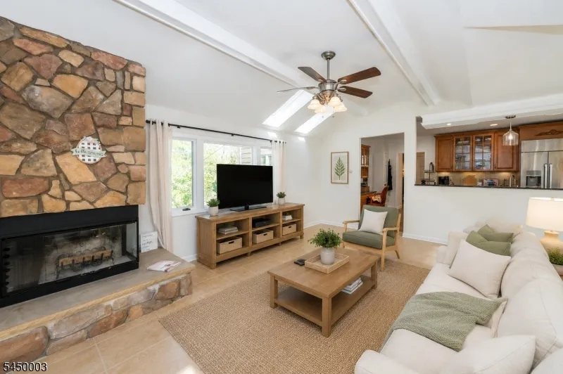 43 Brush Hill Rd Kinnelon, NJ 07405