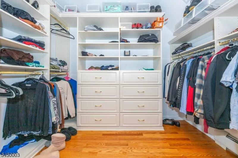 43 Brush Hill Rd Kinnelon, NJ 07405
