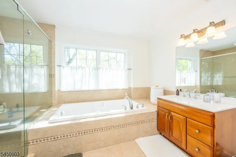 43 Brush Hill Rd Kinnelon, NJ 07405