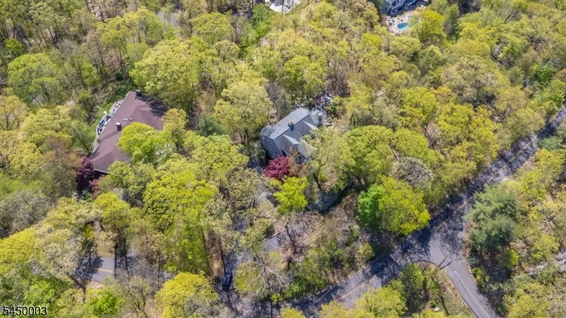 43 Brush Hill Rd Kinnelon, NJ 07405