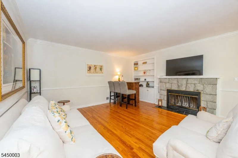 43 Brush Hill Rd Kinnelon, NJ 07405
