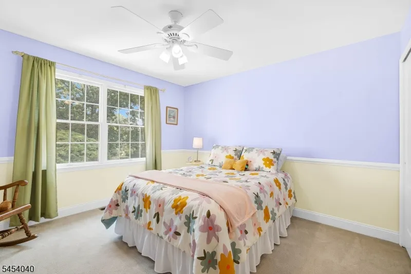 41 Wellington Dr Washington, NJ 07853