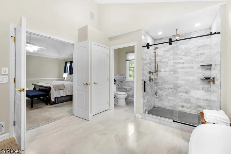 41 Wellington Dr Washington, NJ 07853