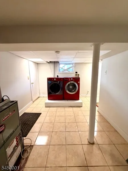 33 Livingston Ave Woodbridge, NJ 07001