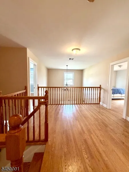 33 Livingston Ave Woodbridge, NJ 07001