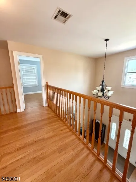 33 Livingston Ave Woodbridge, NJ 07001