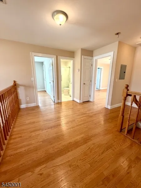 33 Livingston Ave Woodbridge, NJ 07001