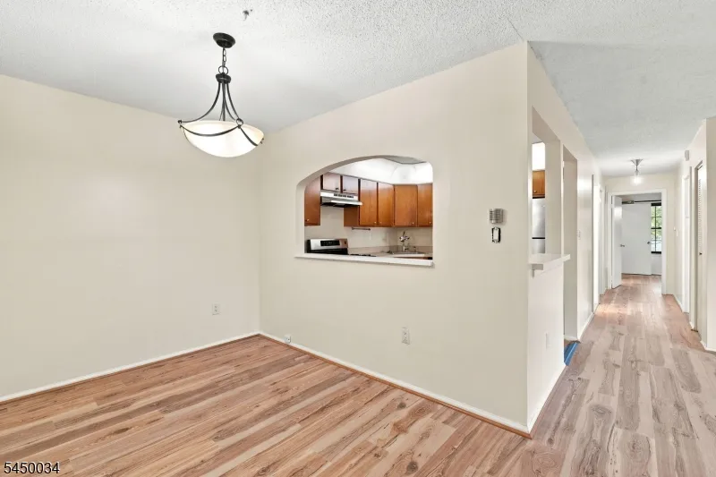 407 Lancaster Ct Piscataway, NJ 08854